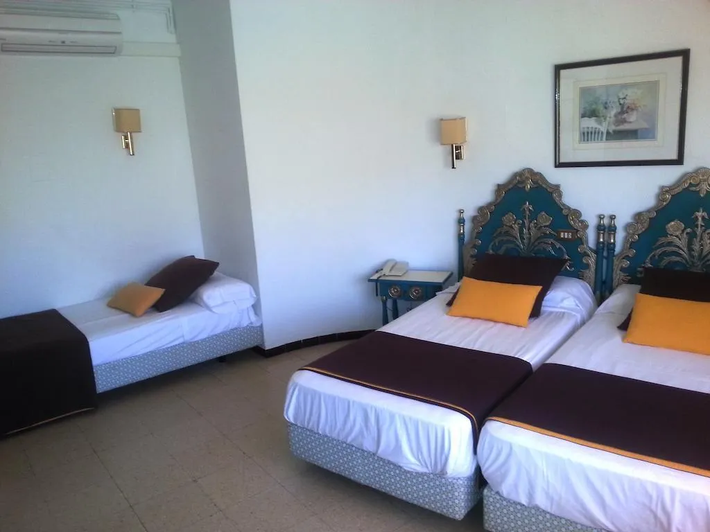 Double or Twin STANDARD Room, Hostal del Sol, Costa Brava