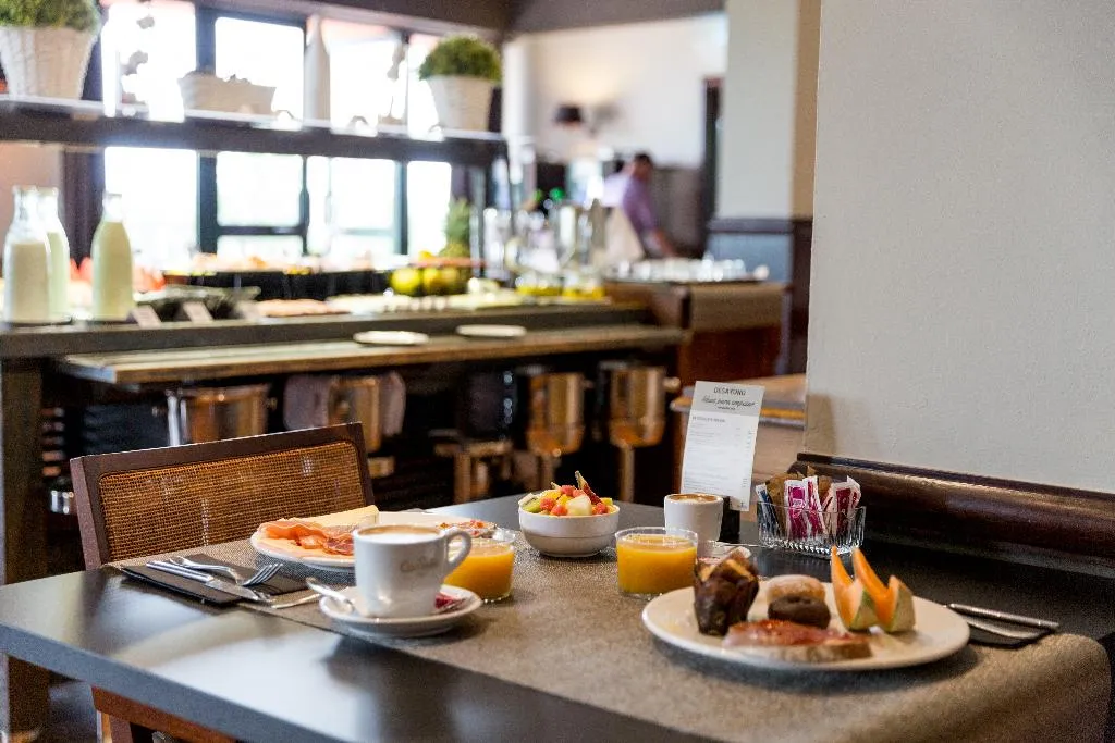 Restaurant, Torremirona Golf & Spa Resort, Costa Brava