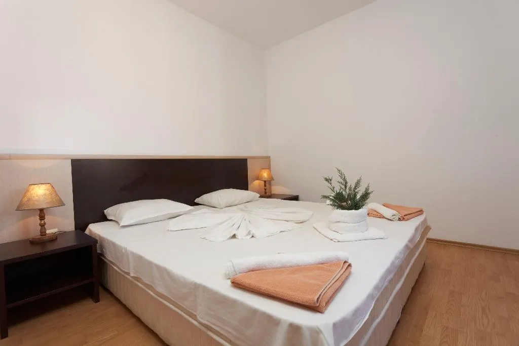 SINGLE STANDARD Room, Vemara Club, Bourgas