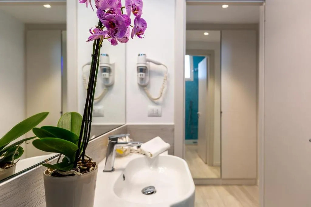 JUNIOR SUITE SEA VIEW Room, Hotel Flamingo, Cagliari