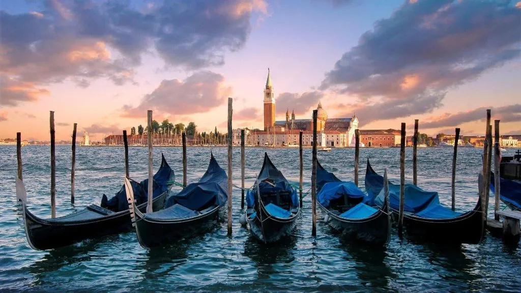 Sports and Entertainment, Venice Lion Residence - Vespucci, Venice