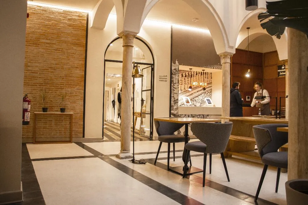 Lobby, Room Select Tetuán, Seville