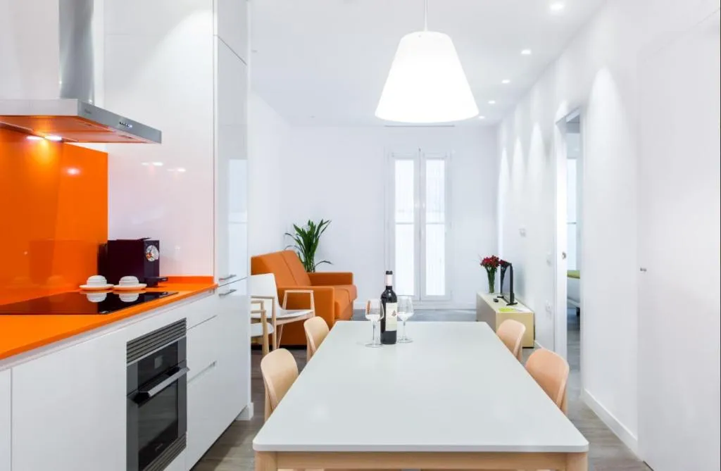 APARTMENT CAPACITY 3 TWO BEDROOMS Room, Cosmo Apartaments Marina, Barcelona