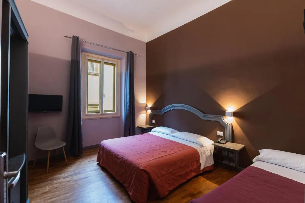 TRIPLE STANDARD Room, Unicorno, Florence