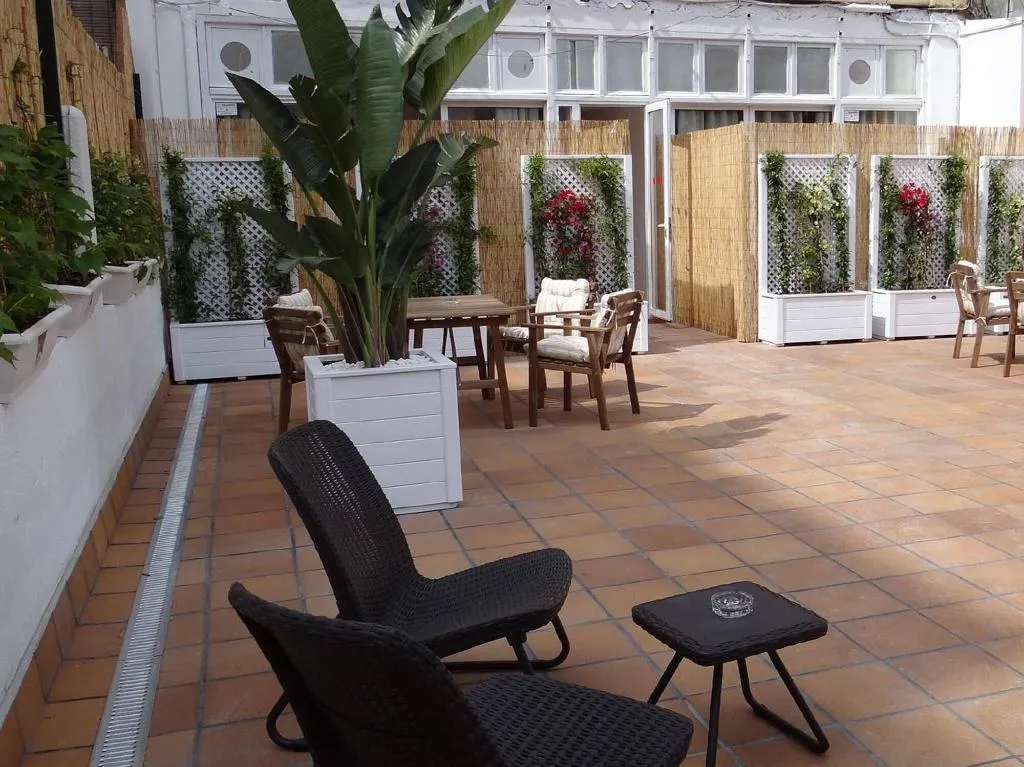 Terrace, Hostal Balkonia, Barcelona