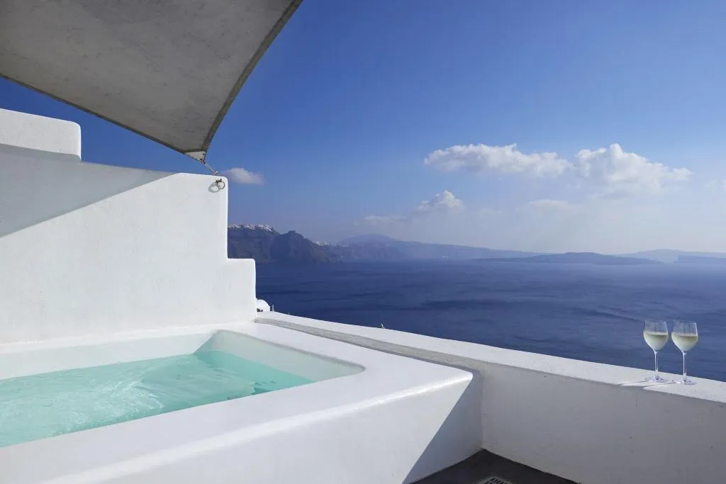 SUITE DELUXE WITH JACUZZI Room, Atrina Canava 1894 Hotel, Santorini