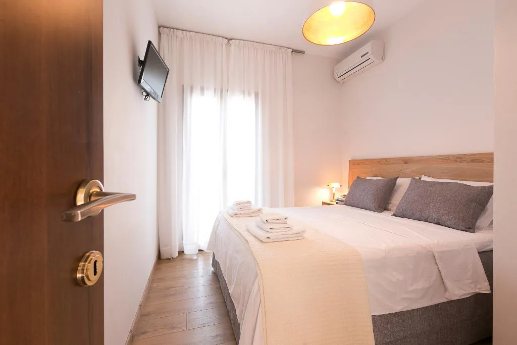 VILLA WITH PRIVATE POOL Room, Skiathos Gea Villas, Skiathos
