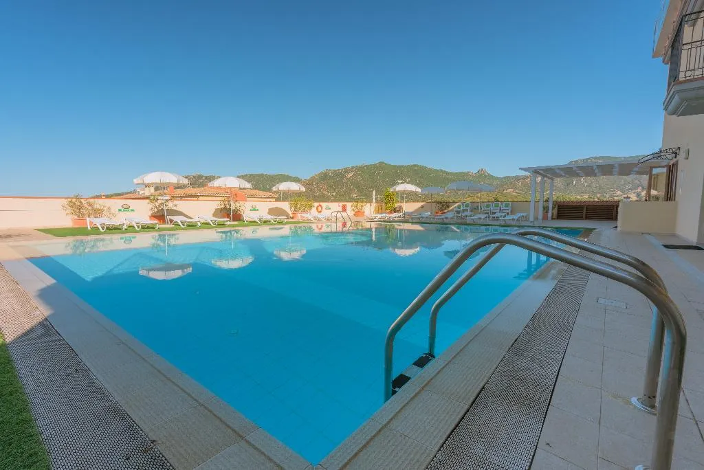 Pool, Residence Le Fontane, Cagliari