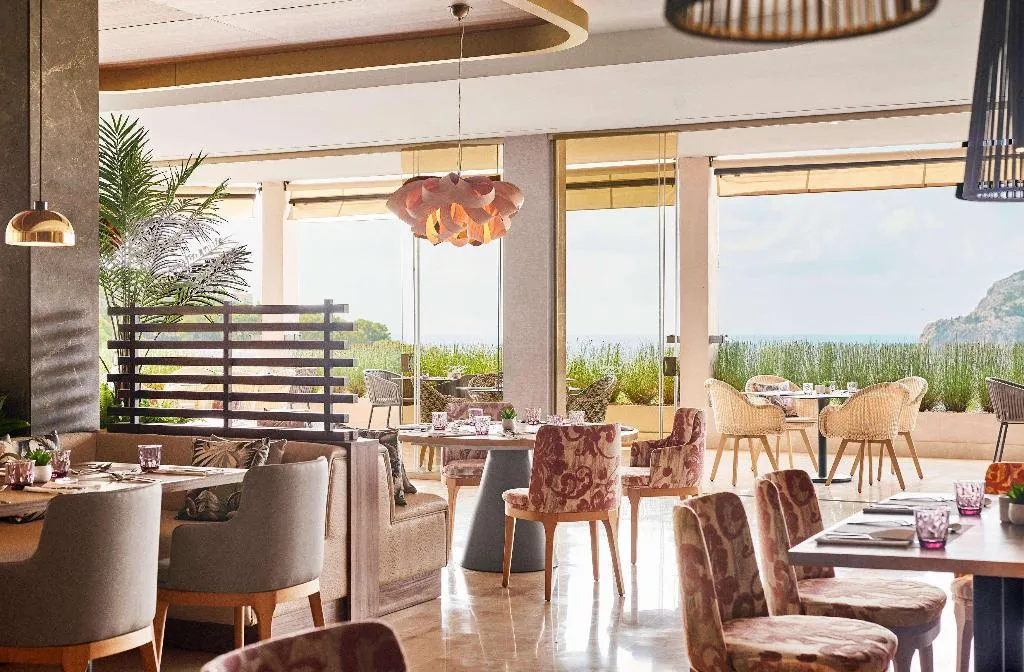 Restaurant, Zafiro Palace Andratx, Majorca