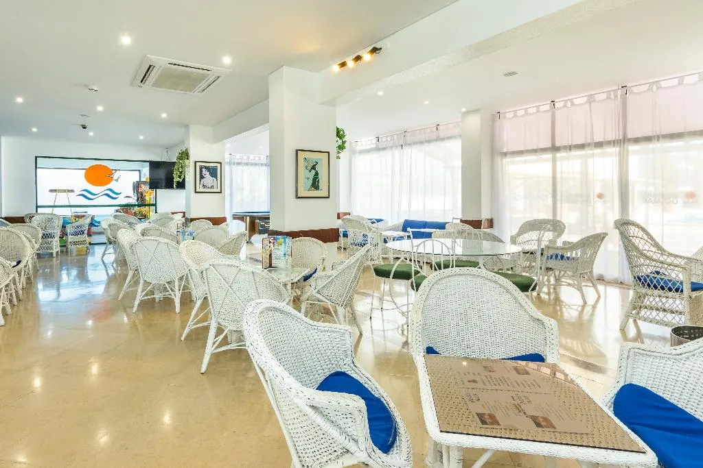 Bar, Janelas do Mar, Algarve