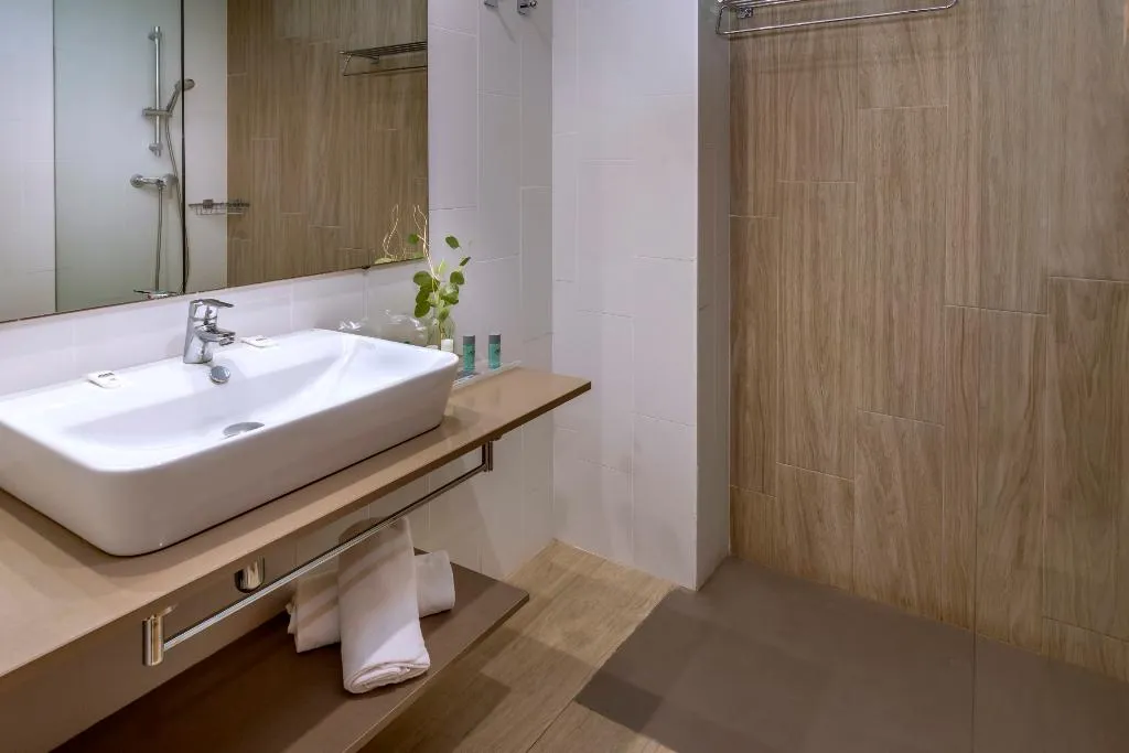 JUNIOR SUITE STANDARD Room, 4R Gran Regina, Costa Dorada