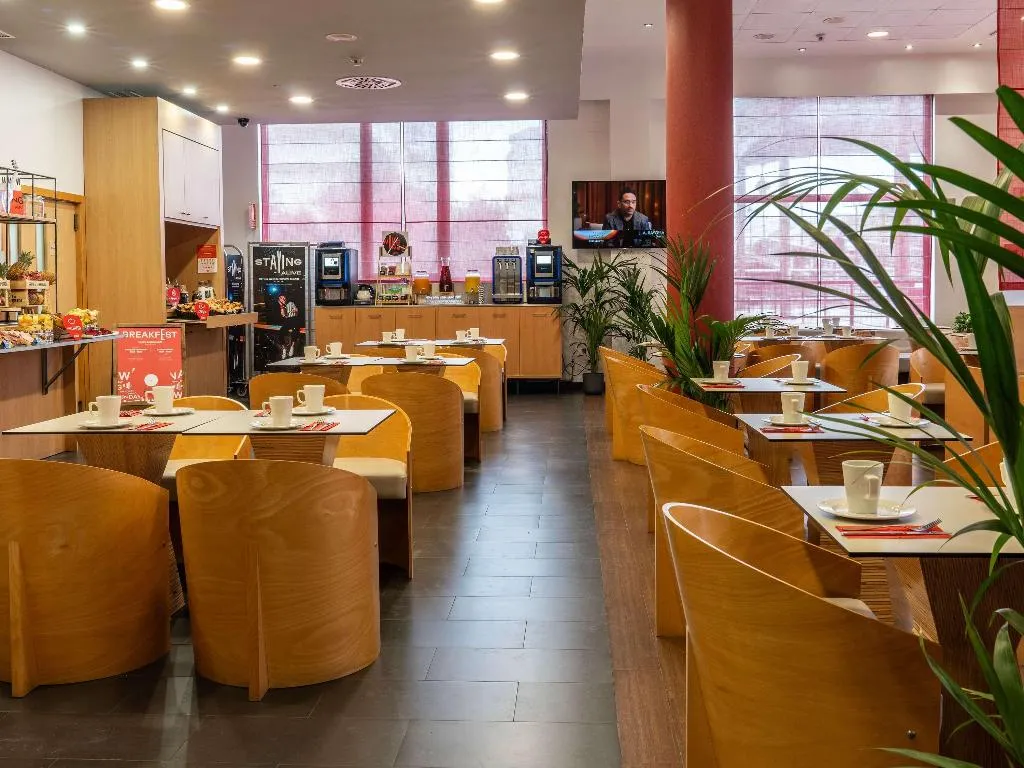Restaurant, Ibis Malaga Centro Ciudad, Costa Del Sol