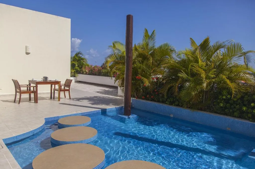 Sports and Entertainment, Hotel Angelo's, Playa Del Carmen
