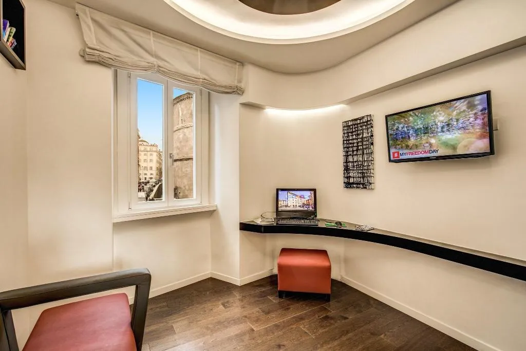 Lobby, Albergo Abruzzi, Rome