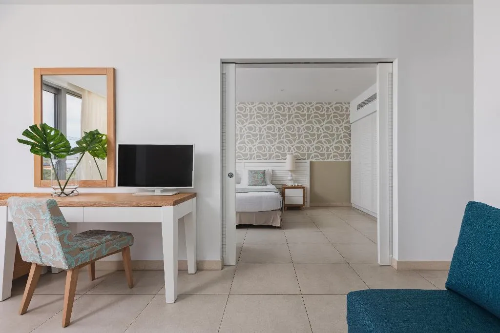 SUITE STANDARD Room, Blue Lagoon Queen, Halkidiki