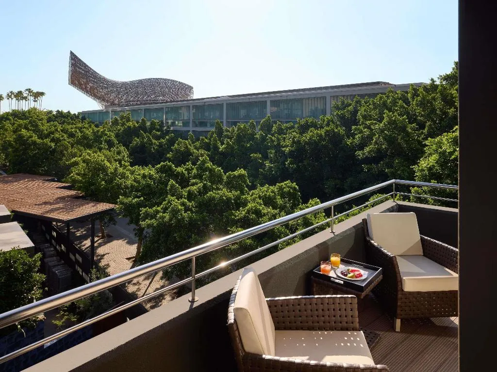 SUITE WITH TERRACE Room, Sofitel Barcelona Skipper, Barcelona