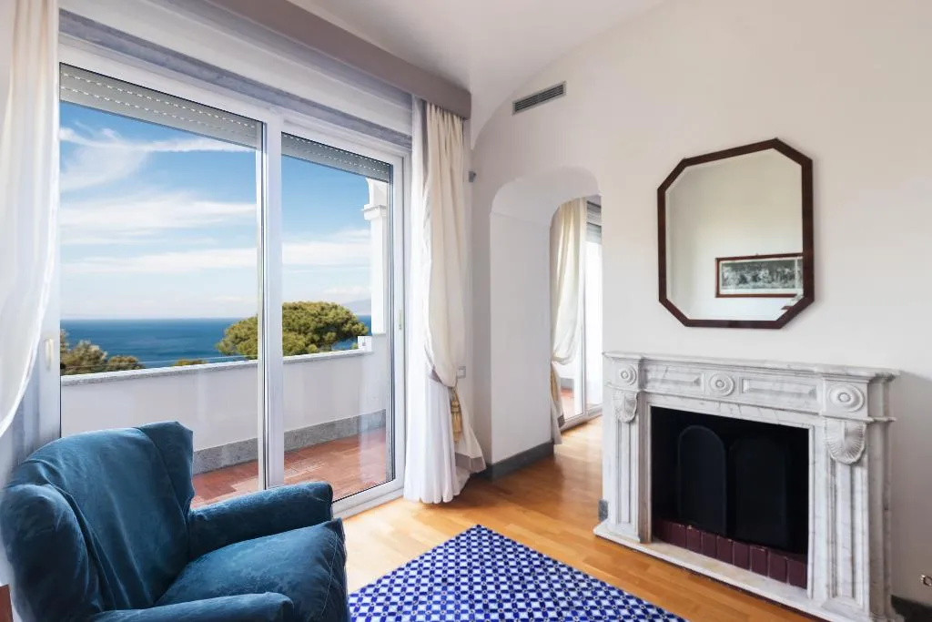 JUNIOR SUITE SEA VIEW Room, Grand Hotel Cocumella, Naples
