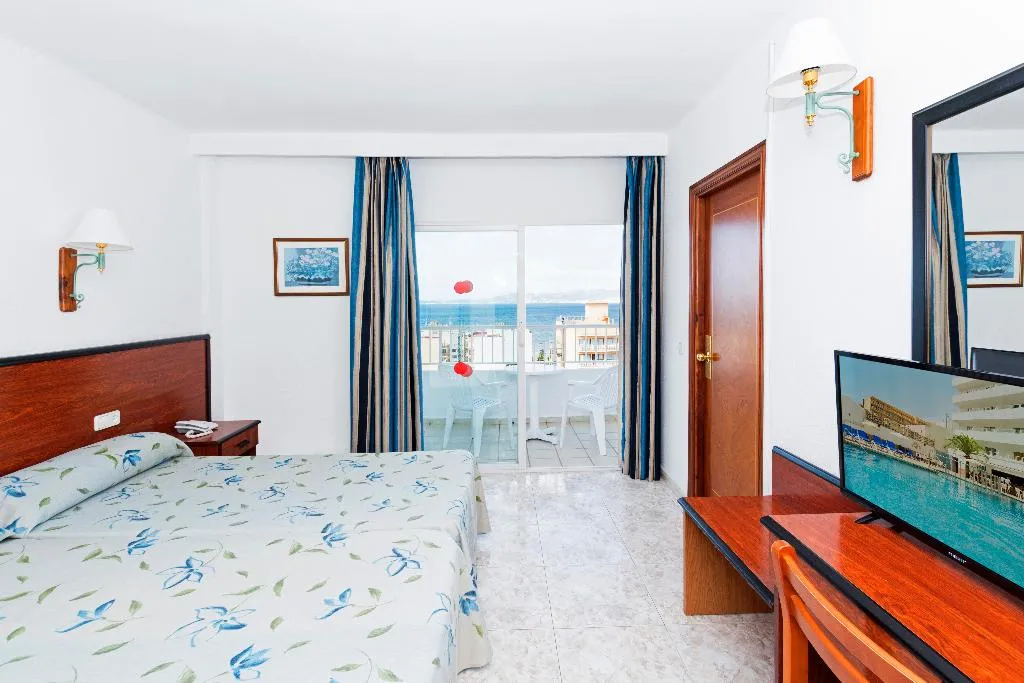 Room, HSM Reina del Mar, Majorca