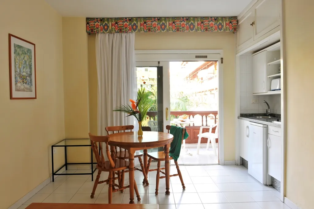 STUDIO CAPACITY 3 Room, Coral Teide Mar, Tenerife