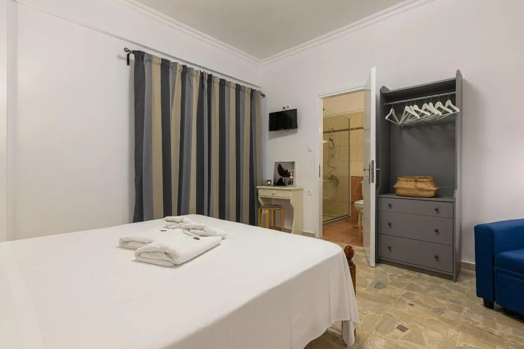Room, Denise Studios & Apartments, Zante