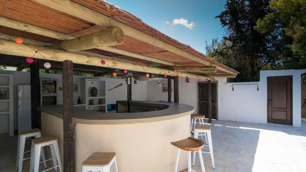 Sports and Entertainment, Casa Baliza, Costa Del Sol
