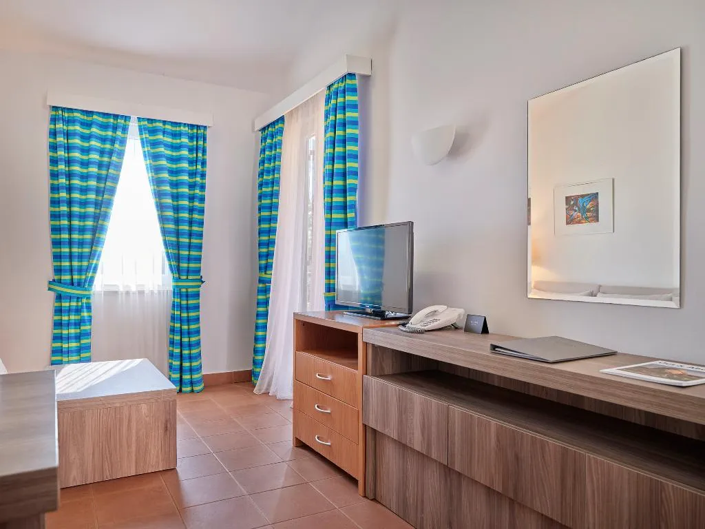 APARTMENT PREMIUM Room, Maistra Select Naturist Park Koversada Apartments, Istria