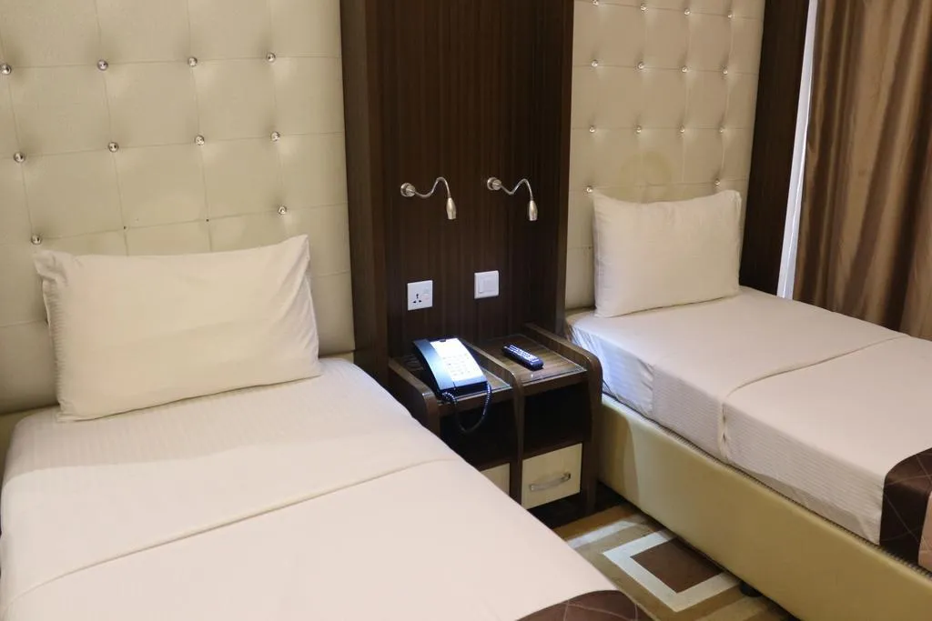 Double or Twin DELUXE Room, Al Khaleej Grand, Dubai