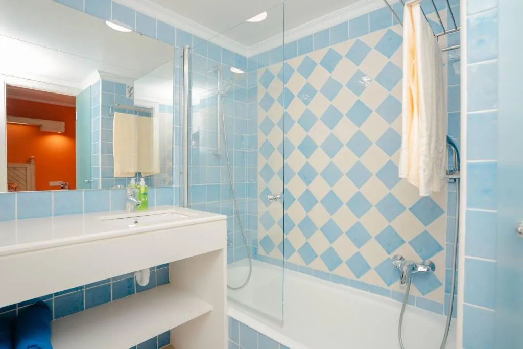 APARTMENT TWO BEDROOMS ONE BATHROOM Room, Royal Son Bou Family Club, Menorca