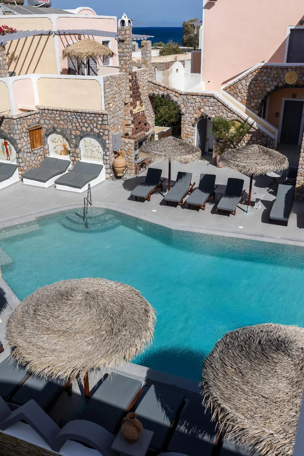 Pool, Polydefkis Hotel, Santorini