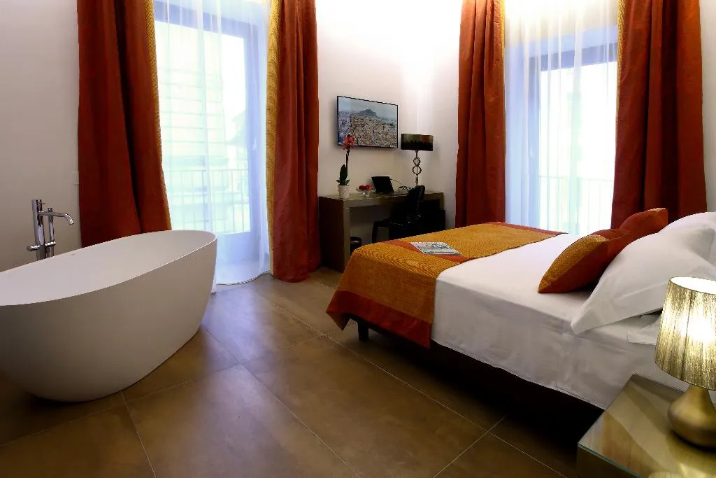 SUITE SUPERIOR TWO BEDROOMS Room, Palazzo Cartari, Palermo