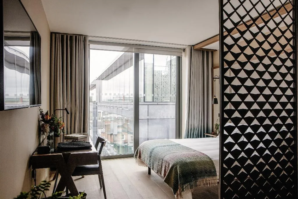 STUDIO CLASSIC Room, Herbert Park Hotel, Dublin