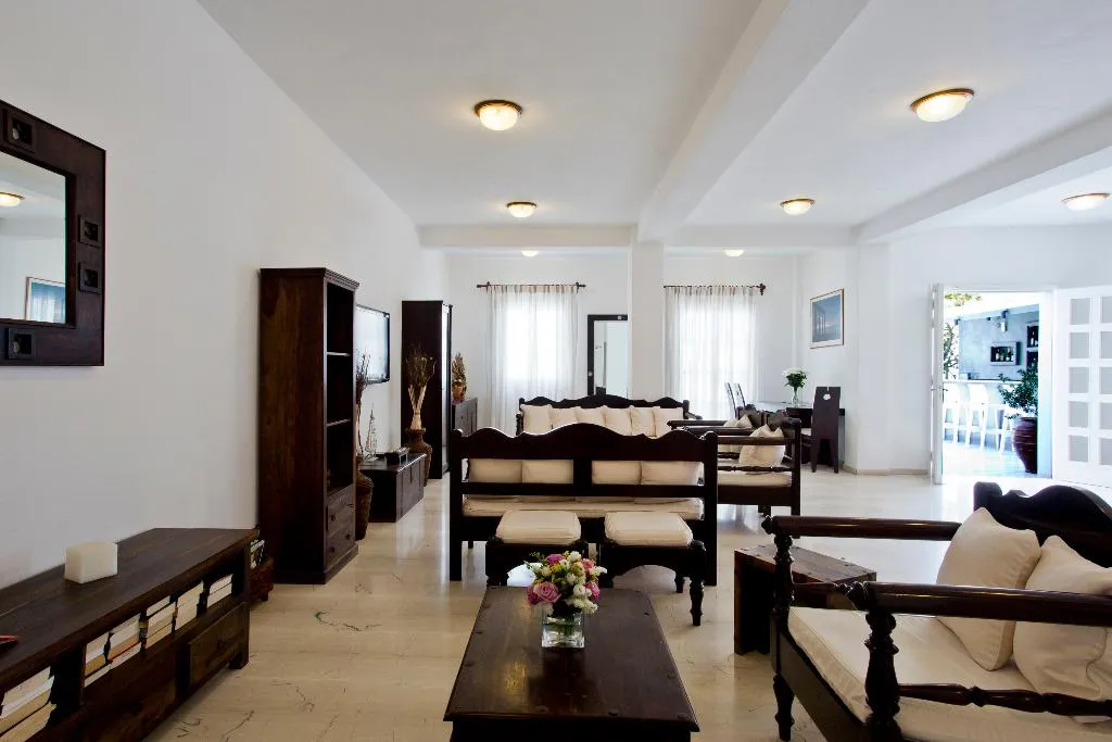 Lobby, Alexandra, Santorini