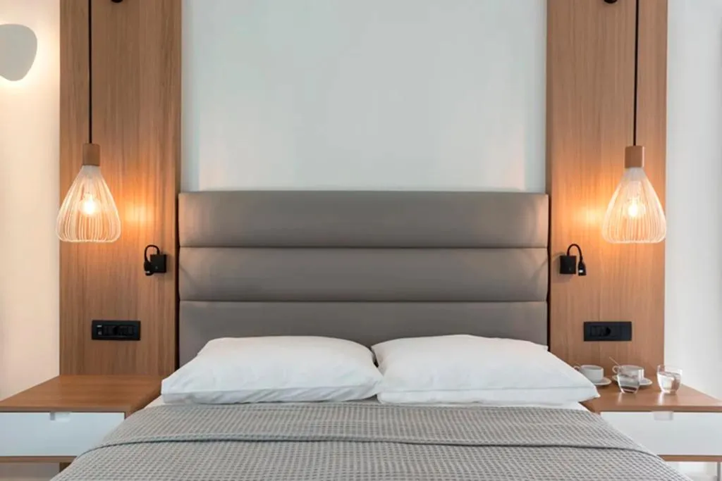 DOUBLE SUPERIOR Room, Strogili, Santorini