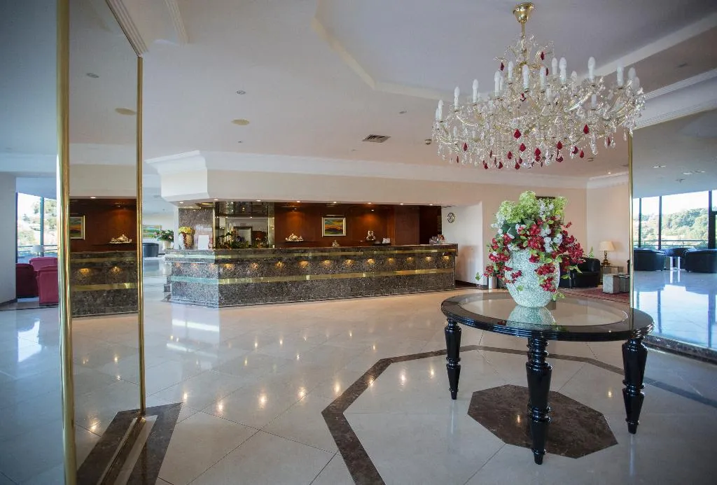 Lobby, MiraCorgo, Porto