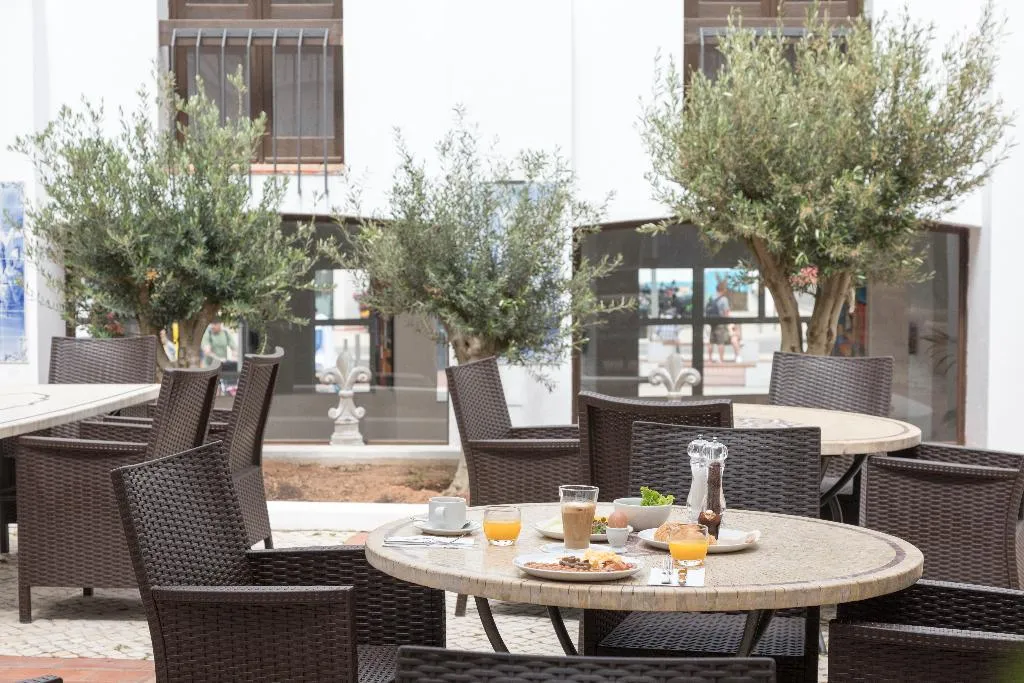 Terrace, Carvoeiro Plaza, Algarve