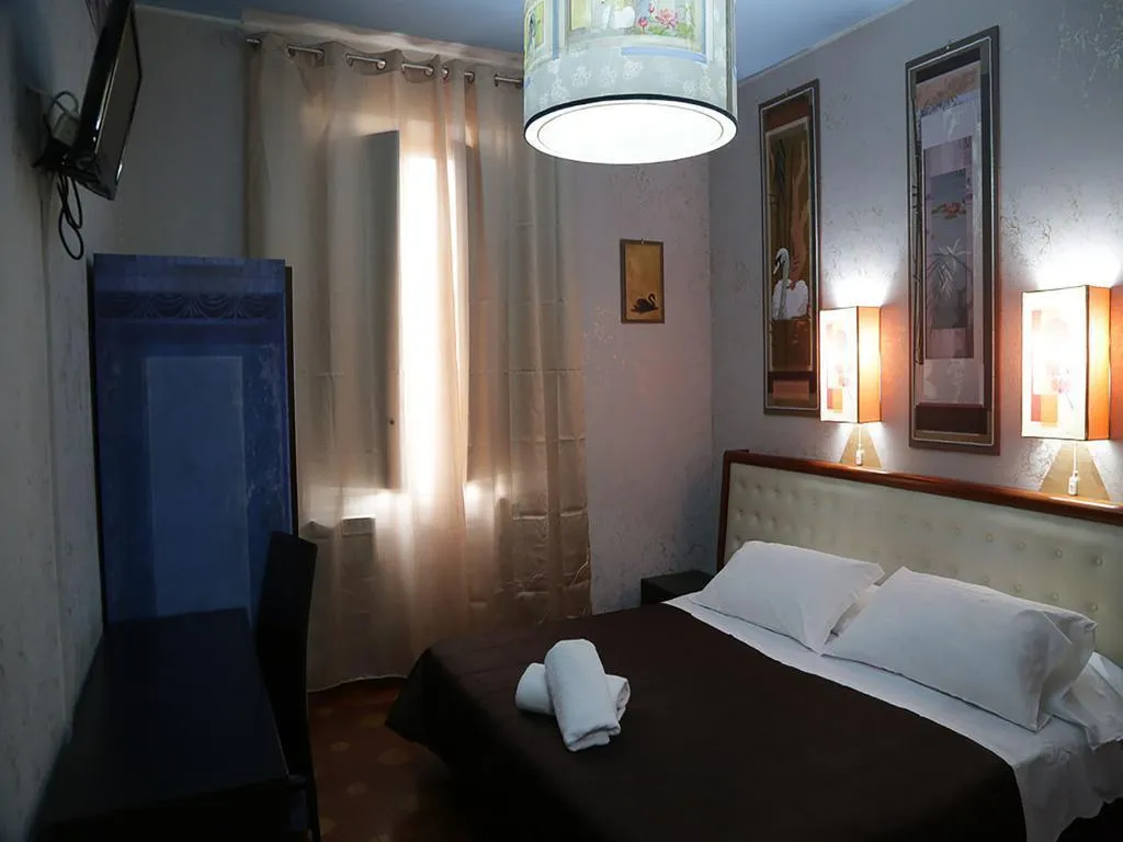 General view, Roma Room, Rome