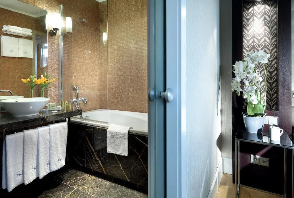 DOUBLE STANDARD Room, Eurostars Thalia, Prague