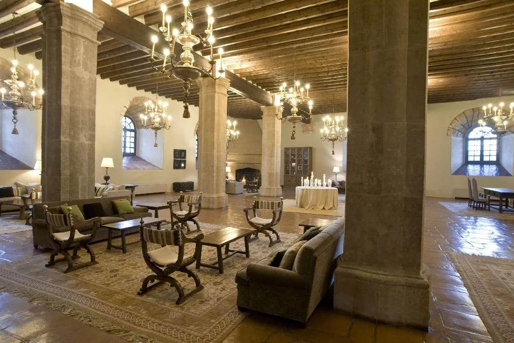 Restaurant, Parador de Sigüenza, Madrid