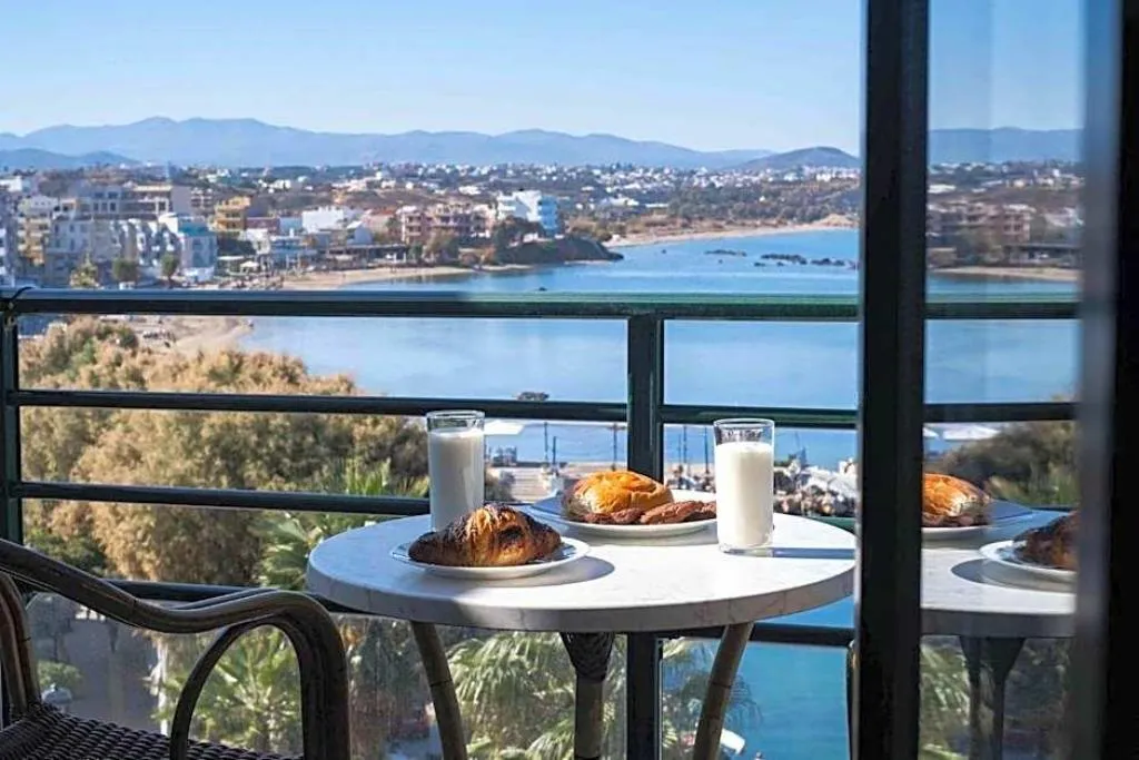 Room, Arocaria Apartments, Crete