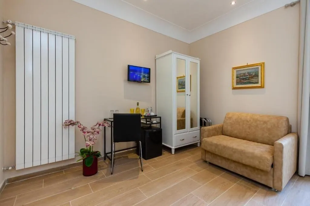 Room, B&B Giacomino, Naples