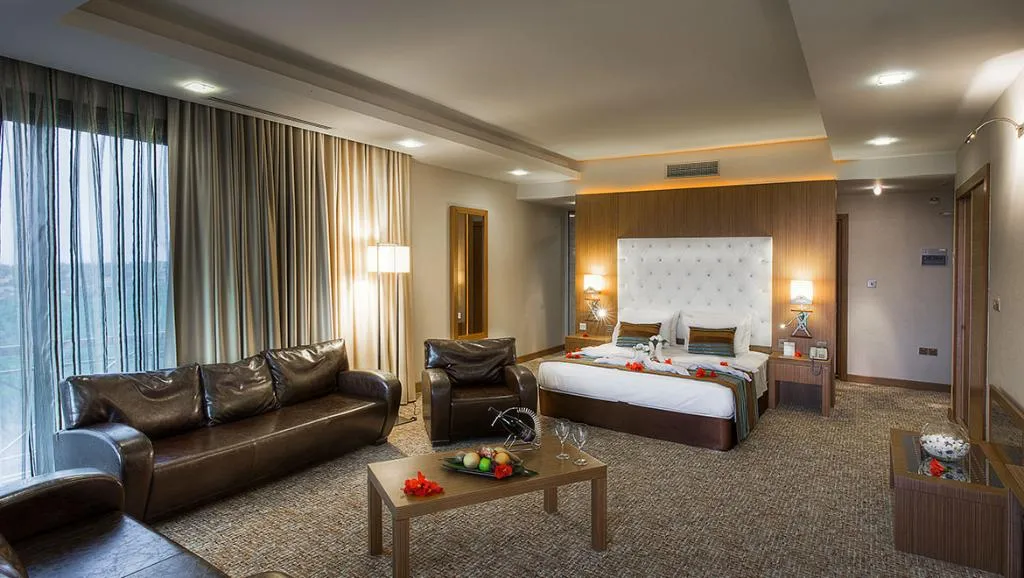 JUNIOR SUITE STANDARD Room, Korineum Golf Resort, Cyprus