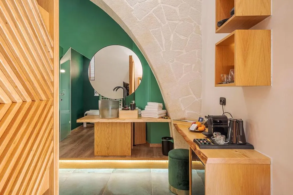 Room, Madonna Del Mare, Crete