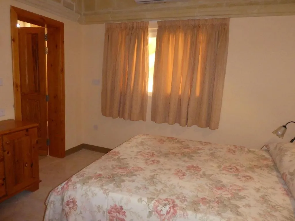 Room, San Antonio Guest House, Gozo