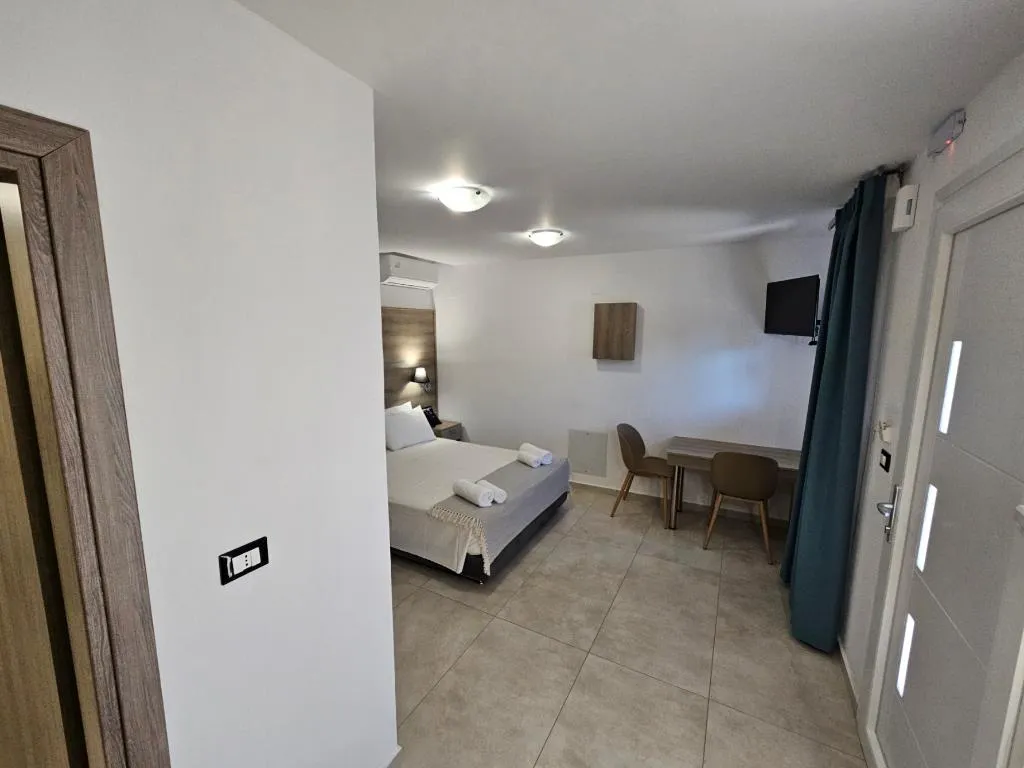 STUDIO CAPACITY 2 Room, Elounda Sunrise Apartments, Crete