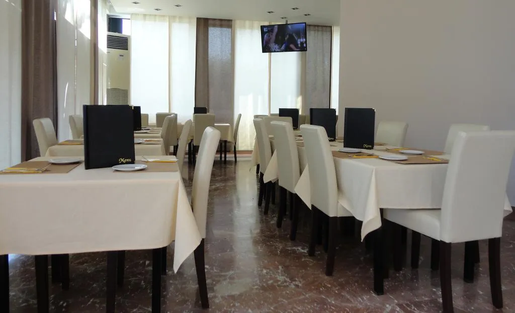 Restaurant, Morfeas, Corfu