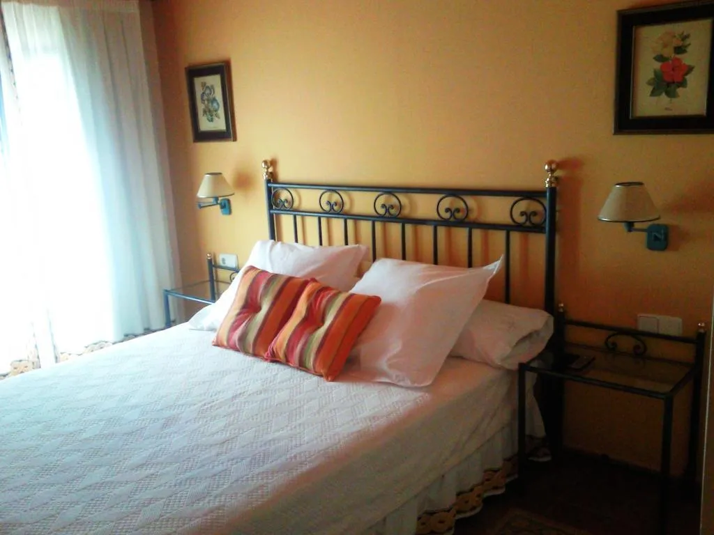 General view, La Casa Rural, Madrid