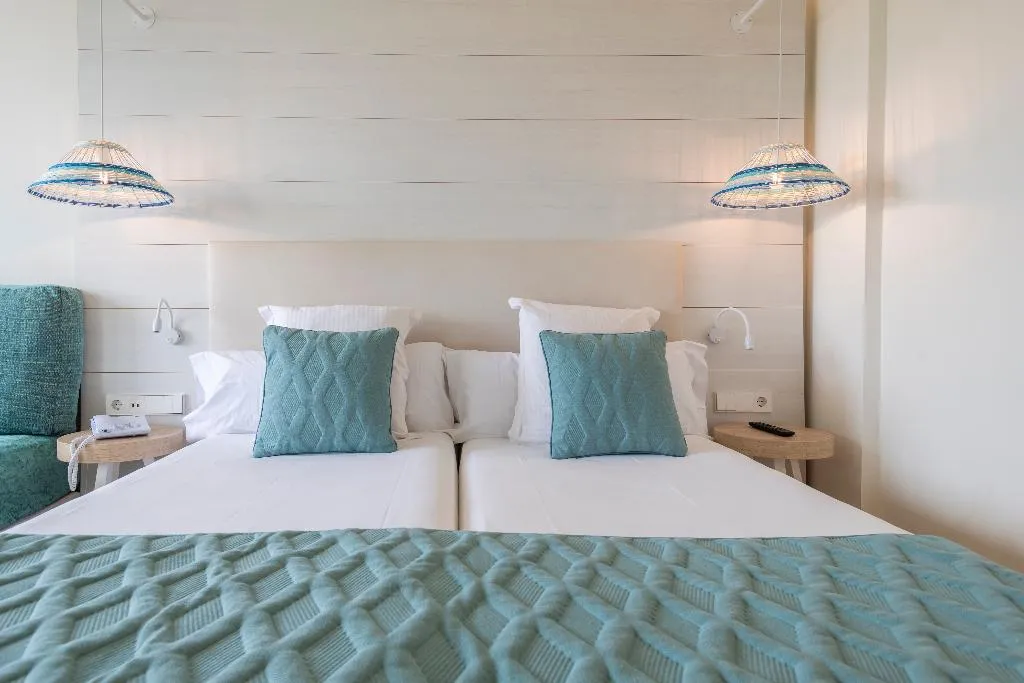 TRIPLE COMFORT Room, Leonardo Royal & Suites hotel Ibiza Santa Eulalia, Ibiza