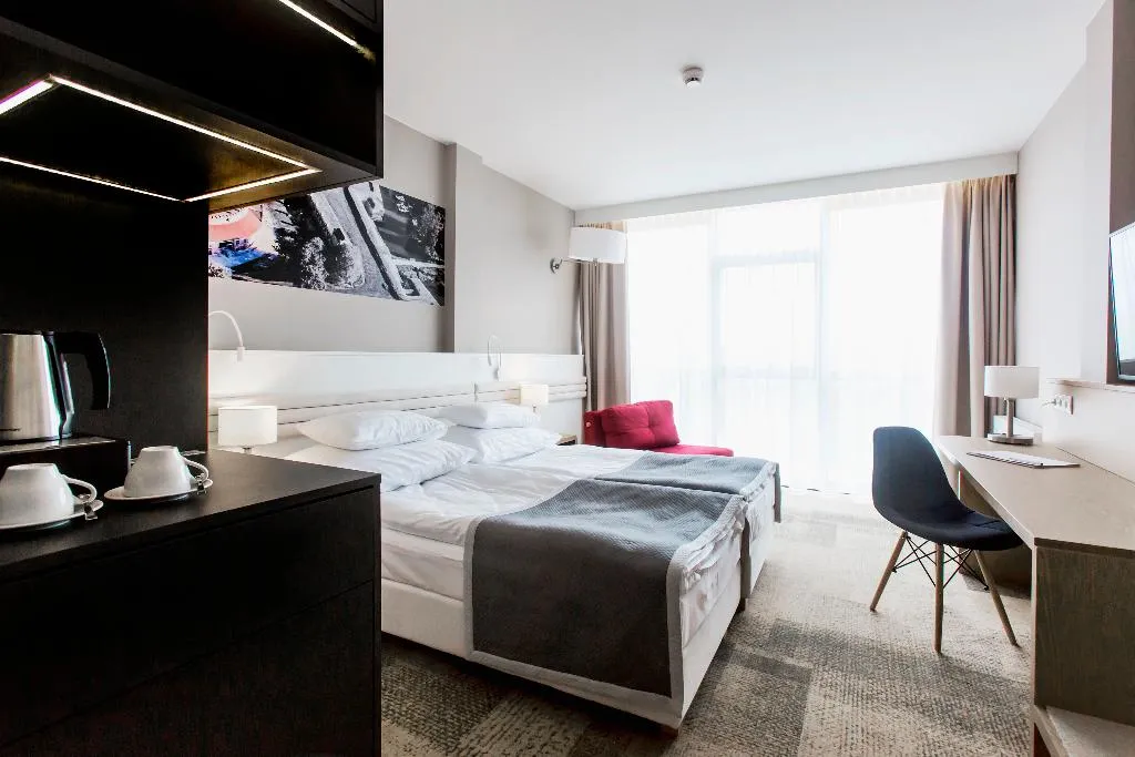 Room, Platan, Gdansk