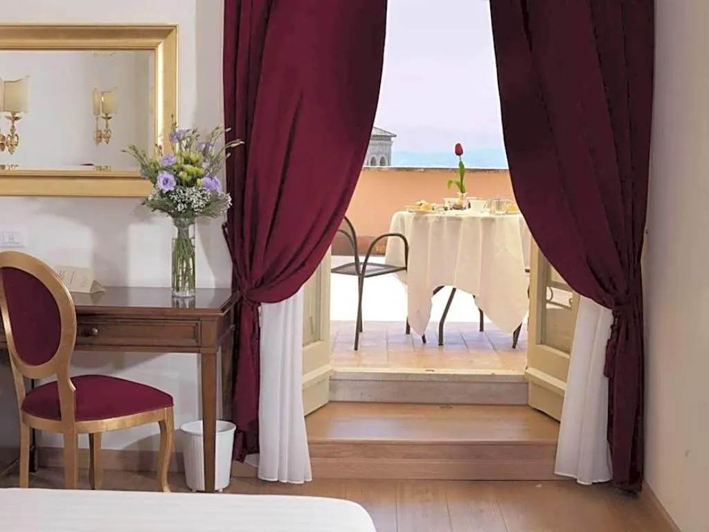 SUITE SUPERIOR Room, Giotto Hotel & Spa, Perugia
