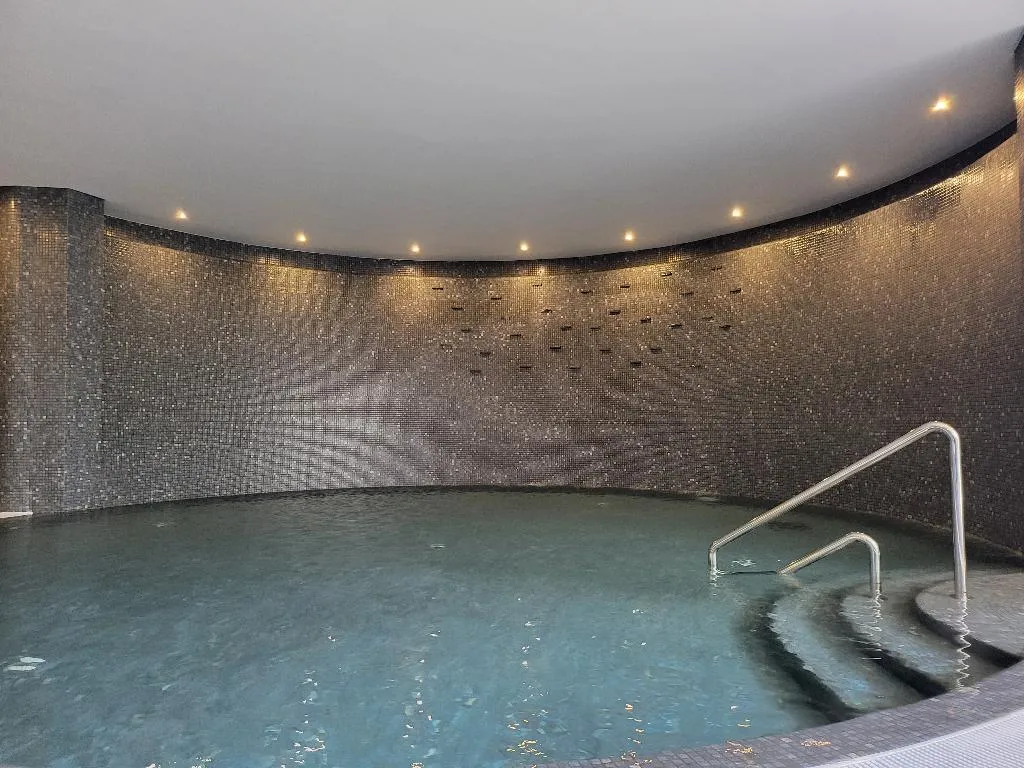 Pool, Royal Orchid, Madeira